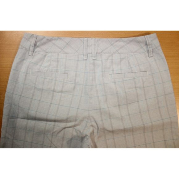 Womens Northern Reflection Town Stretch Bermuda Shorts Sz: 10 Beige Plaids - Picture 6 of 6